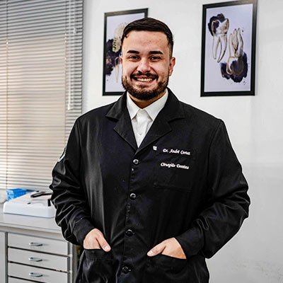 André Cortez